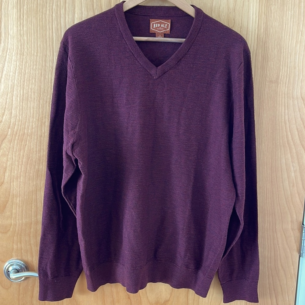 Red ale by alesbury men’s sweater size large maroon